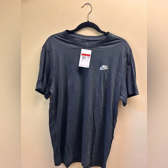 Men's The Nike Tee - Picture 4 of 5